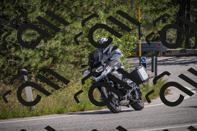 20250906122123-_5002011_am_