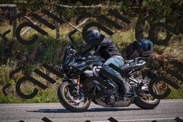 20250906122126-_5002015_am_