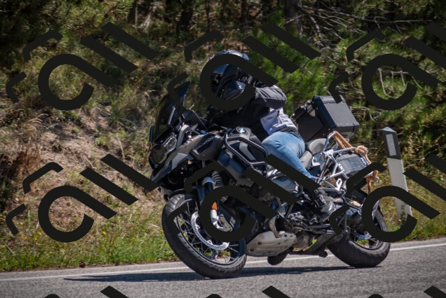 20250906122144-_5002017_am_