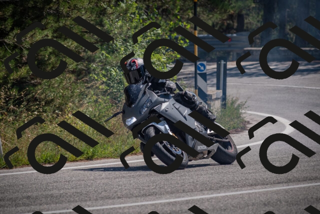 20250906122304-_5002050_am_