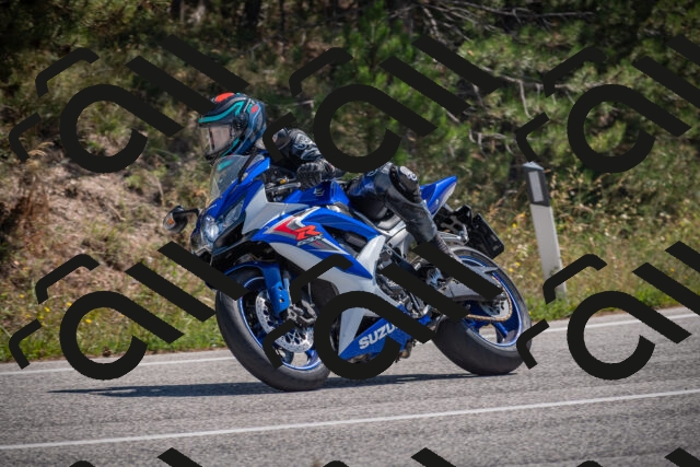 20250906122349-_5002066_am_