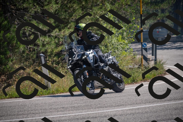 20250906122351-_5002067_am_