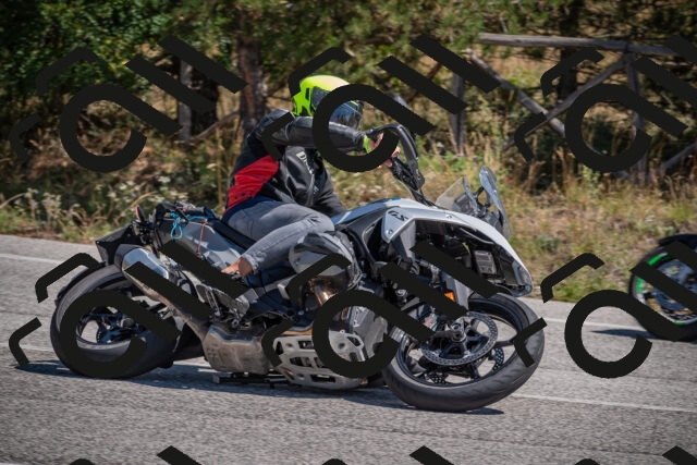 20250906122412-_5002071_am_