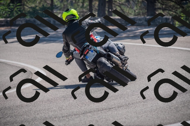 20250906122413-_5002073_am_