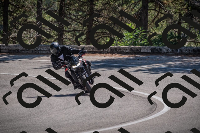 20250906122514-_5002076_am_