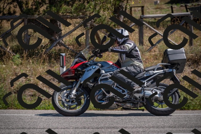 20250906122543-_5002082_am_