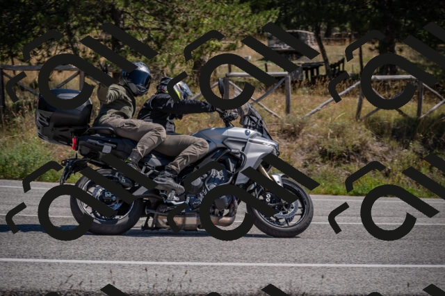 20250906122853-_5002105_am_