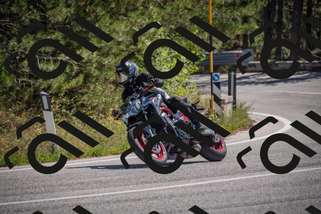 20250906122919-_5002108_am_