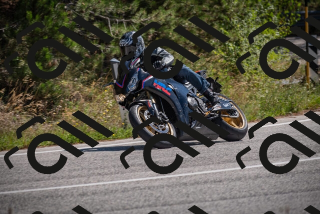 20250906122936-_5002115_am_