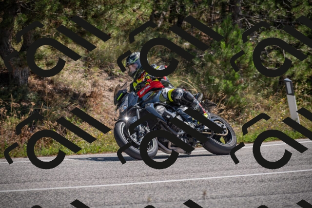 20250906123236-_5002134_am_