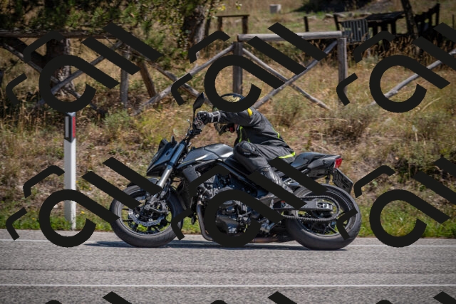 20250906123305-_5002142_am_