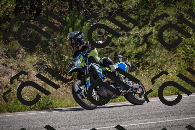 20250906123348-_5002155_am_