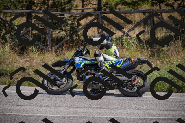 20250906123348-_5002156_am_