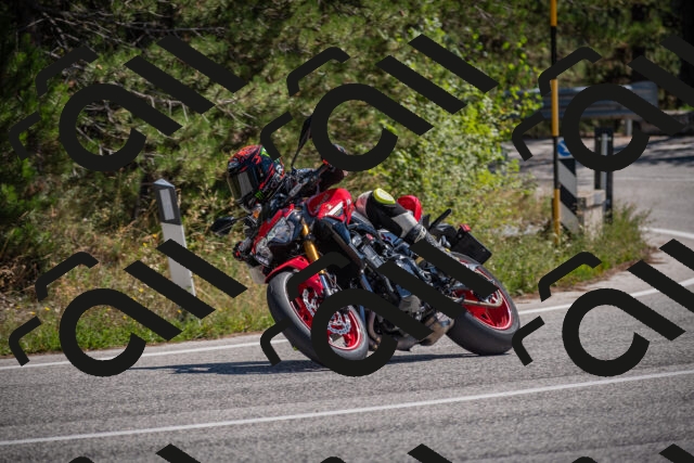 20250906123556-_5002184_am_