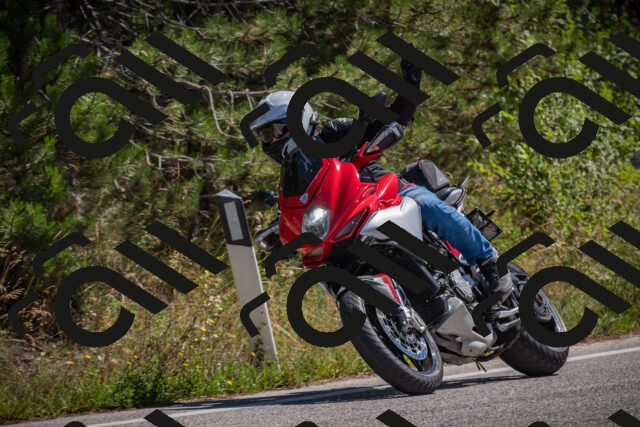 20250906124002-_5002228_am_