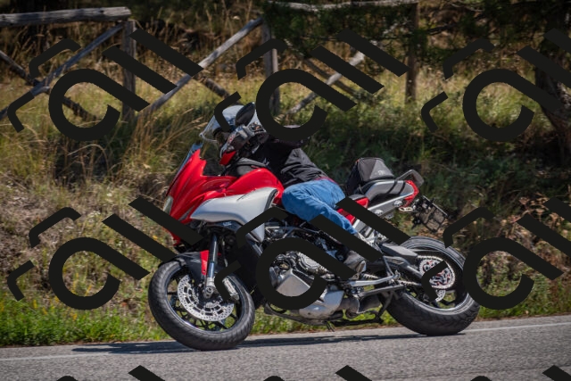 20250906124003-_5002229_am_