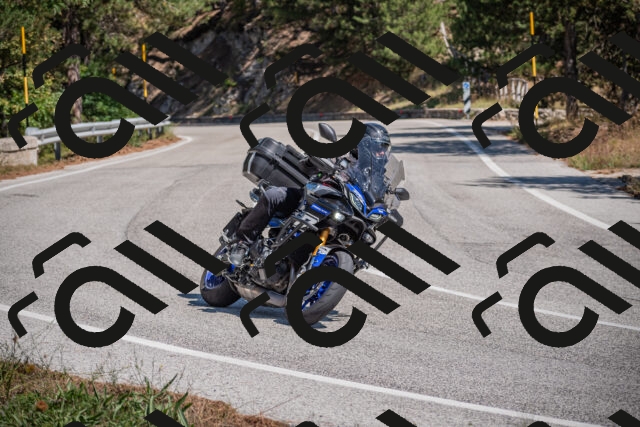 20250906124045-_5002238_am_