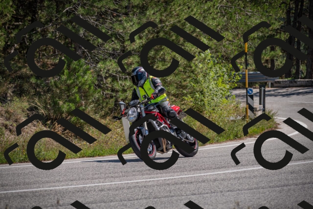 20250906124105-_5002245_am_