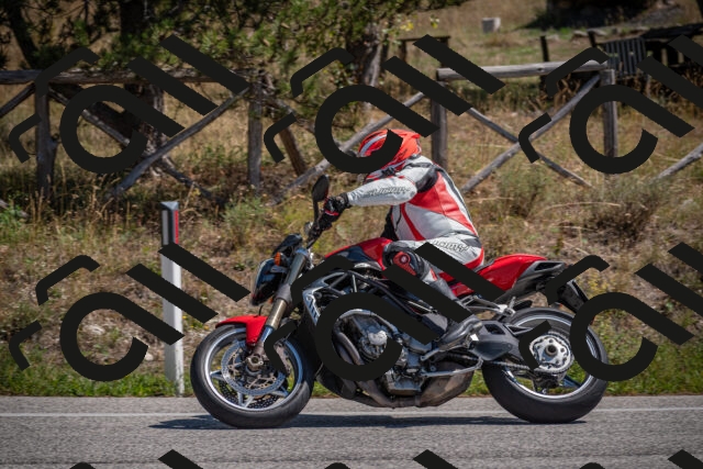 20250906124121-_5002254_am_