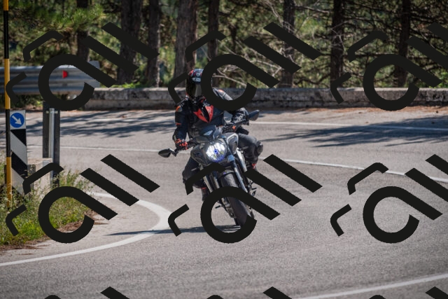 20250906124214-_5002266_am_