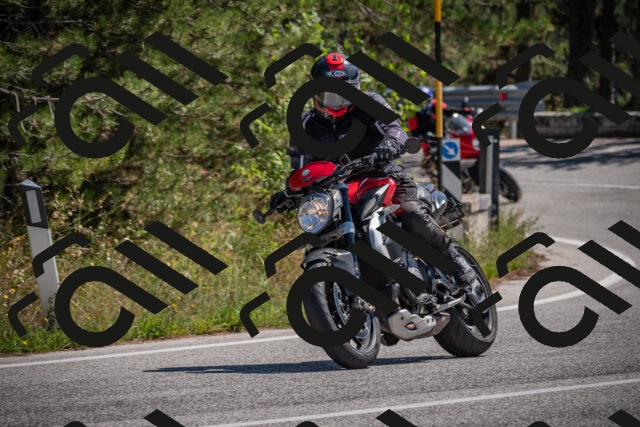 20250906124246-_5002274_am_