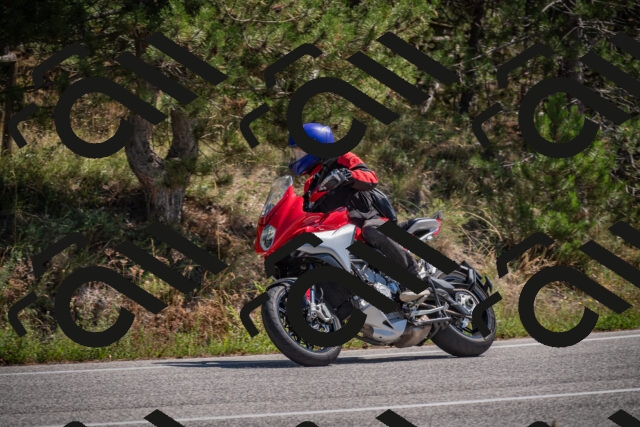 20250906124249-_5002279_am_