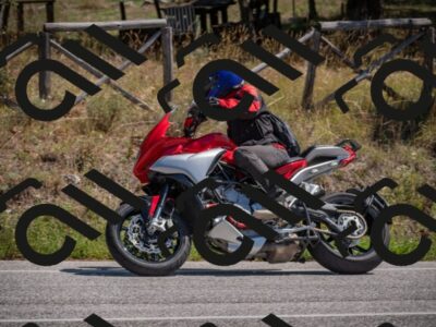 20250906124250-_5002280_am_