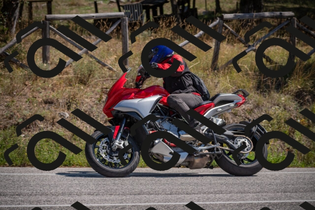 20250906124250-_5002280_am_