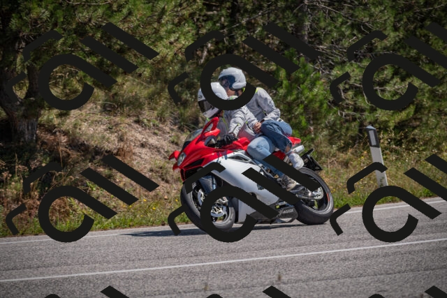 20250906124323-_5002291_am_