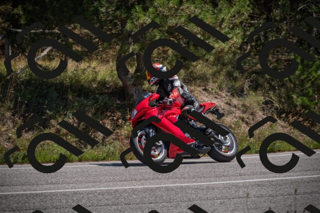 20250906124324-_5002293_am_