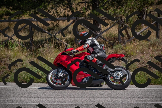 20250906124325-_5002295_am_