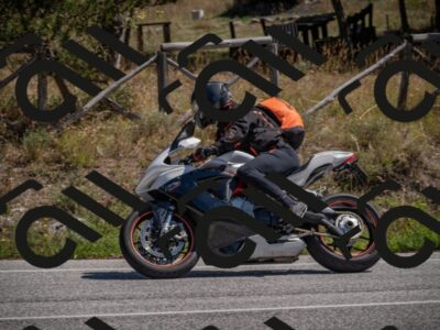 20250906124327-_5002298_am_