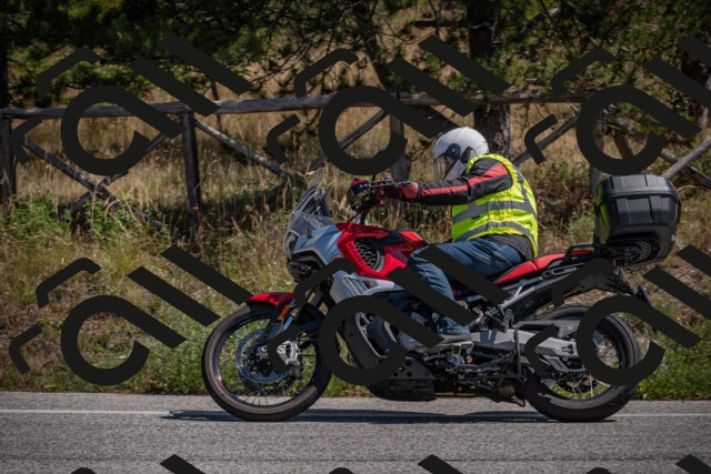 20250906124418-_5002321_am_