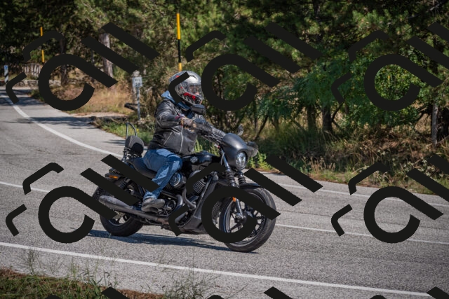 20250906124739-_5002340_am_