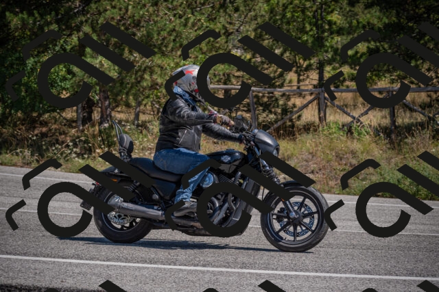 20250906124739-_5002341_am_