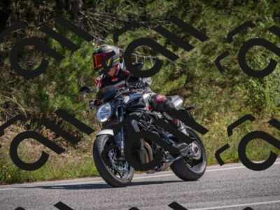 20250906124922-_5002370_am_