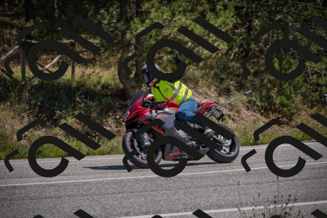 20250906124923-_5002373_am_