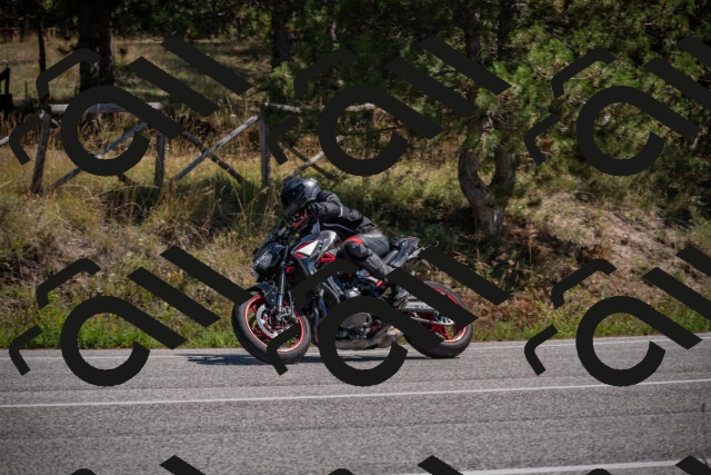 20250906124925-_5002377_am_