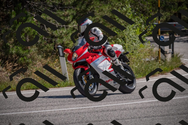 20250906125207-_5002391_am_