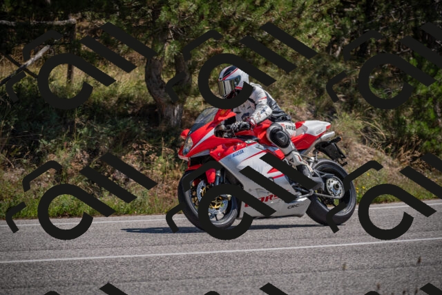 20250906125208-_5002392_am_