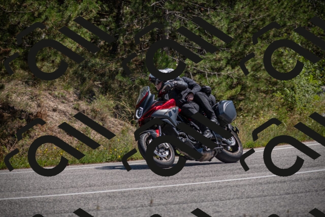 20250906125210-_5002395_am_