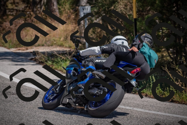 20250906125212-_5002401_am_