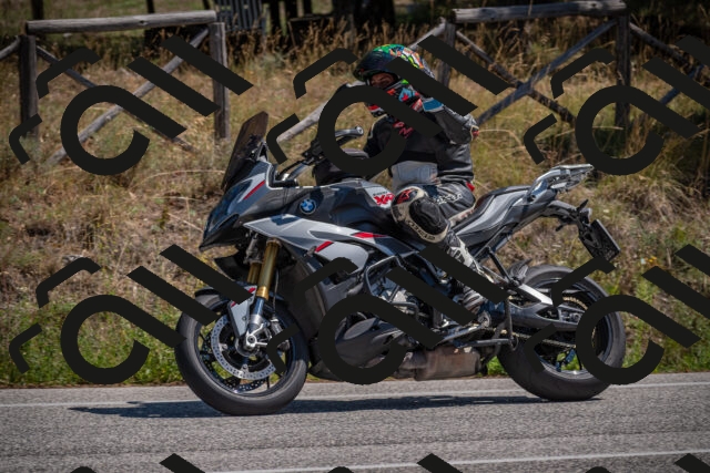 20250906125353-_5002430_am_