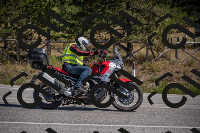 20250906125418-_5002435_am_