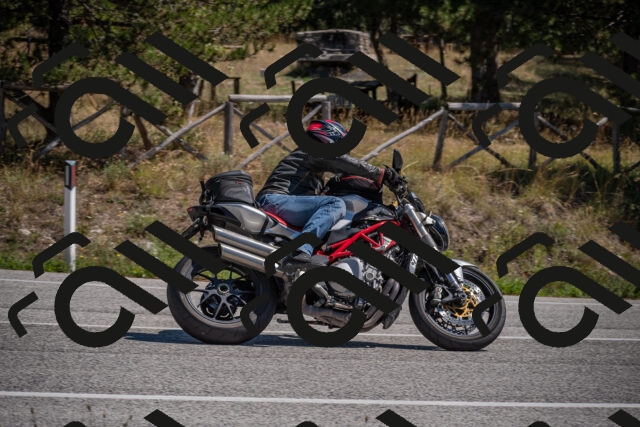 20250906125440-_5002442_am_