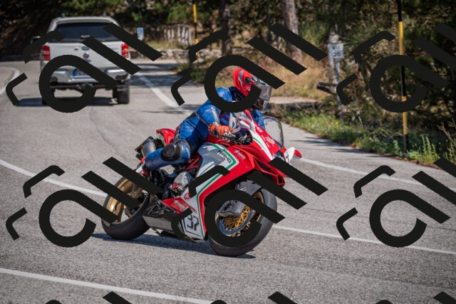 20250906125446-_5002443_am_