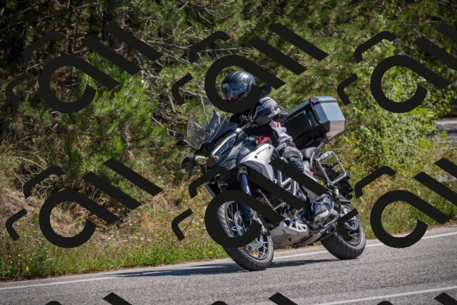 20250906125522-_5002458_am_