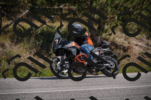 20250906125614-_5002466_am_