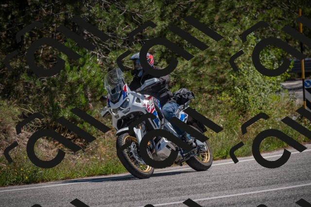 20250906125635-_5002468_am_