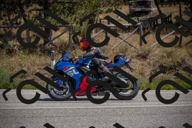 20250906125722-_5002492_am_